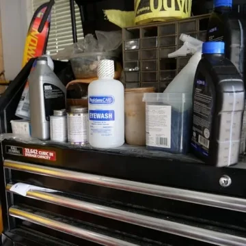 PhysiciansCare 32-oz Eye Wash Solution for Instant Relief