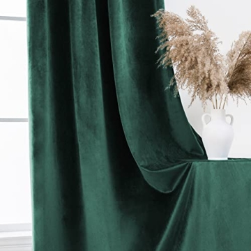 Luxurious Velvet Curtains for Elegant Home Decor