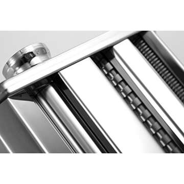 OVENTE Manual Stainless Steel Pasta Maker Machine and 7 Thickness Setting (0.5 to 3 mm), Easy Cleaning & Storage with Attachments of Hand Crank Roller Noodle Cutter & Countertop Clamp, Silver PA515S