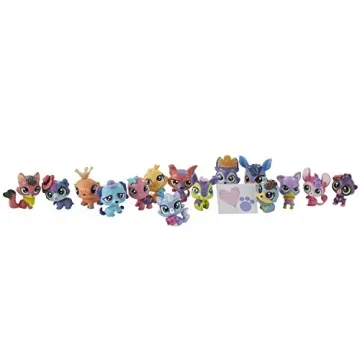 Littlest Pet Shop Collector Pack with 15 Adorable Pets