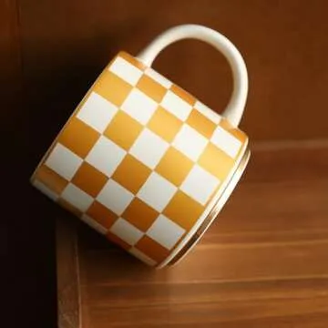 COLLECTIVE HOME - Chessboard Ceramic Mugs: Elegant Black & Gold Checkered Pattern, 15 oz Coffee Cups, Luxurious Gift with Box, Ideal for Office and Home, Not Microwave Safe (Gold)