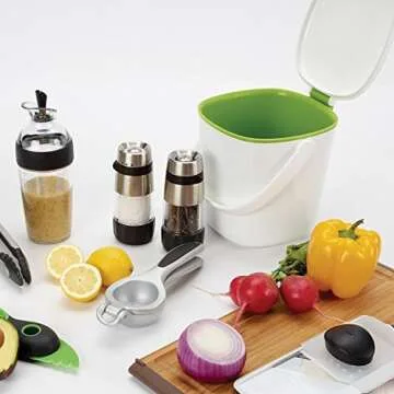 OXO Good Grips Stylish Easy-Clean Compost Bin