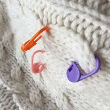 150 Pieces Knitting Crochet Locking Stitch Markers and 3 Big Eye Needles Stitch Needle Clip Counter 10 Colors (Color Ship Randomly)