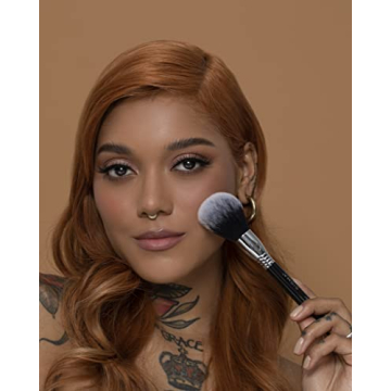 Sigma Beauty F24 All-Over Powder Brush for Flawless Application