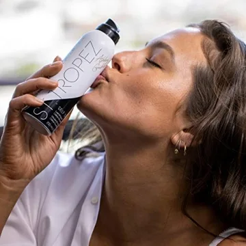 St.Tropez Ashley Graham Vegan Self Tanner Ultimate Glow Kit