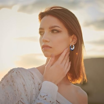 TaYolnFaSo Navy Blue Enamel Hoop Earrings for Women