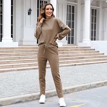 Stylish Fixmatti 2 Piece Women's Active Sweatsuit Set