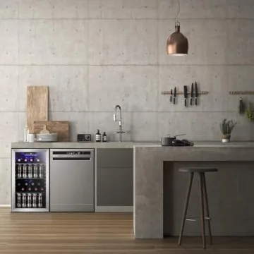 Antarctic Star 26 Bottle 130 Can Beverage Refrigerator