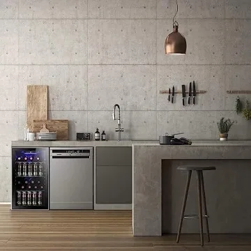 Antarctic Star 26 Bottle 130 Can Beverage Refrigerator