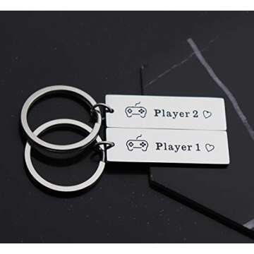 Beeshion Gamer Couple Gifts Player 1 Player 2 Keychain Set Gifts for Couples Gift for Gamer Lover