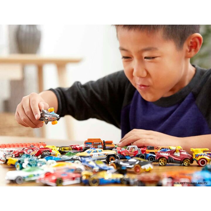 Hot Wheels 20 Piece 1:64 Scale Toy Cars & Trucks Set