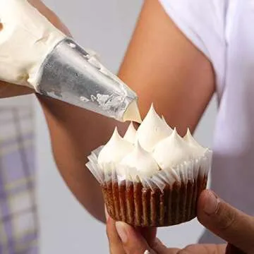 Kayaso 9 Piece Round Piping Set with Bags & Tips