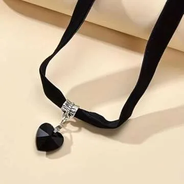 ISCASSE Adjustable Black Velvet Heart Choker Necklace