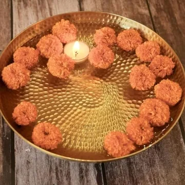 Elegant Hammered Aluminum Round Urli for Home Decor