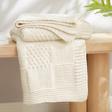 Amélie Home Checkered Throw Blanket - Soft Cozy Chenille for Couch & Bed