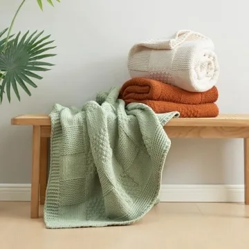 Cozy Amélie Home Checkered Throw Blanket for All Occasions