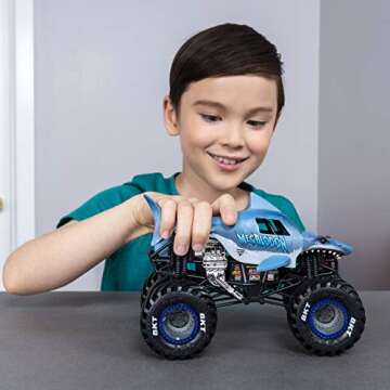 Monster Jam Official Megalodon Monster Truck, Die-Cast Vehicle 1:24 Scale