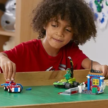 LEGO Juniors/4+ Marvel Super Heroes Spider-Man vs. Scorpion Street Showdown 10754 Building Kit (125 Pieces)