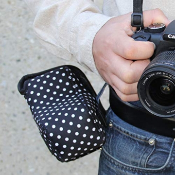 Stylish USA GEAR DSLR Neoprene Camera Sleeve for All Models