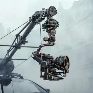 DJI RS 3 Pro, 3-Axis Gimbal for DSLR and Cameras Canon/Sony/Panasonic/Nikon/Fujifilm/BMPCC, Automated Axis Locks, 4.5 kg (10lbs) Payload, LiDAR Focus Camera Stabilizer