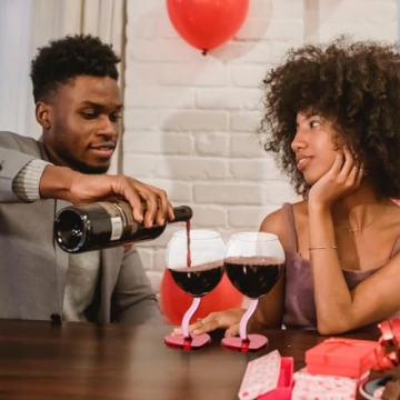 Heart Shaped Crystal Wine Glasses Elegant Lead-Free Goblets