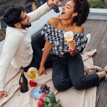 Heart Shaped Crystal Wine Glasses Elegant Lead-Free Goblets