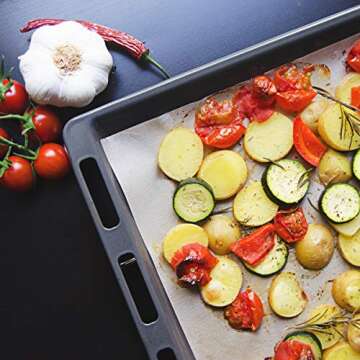 Navaris 3x Reusable Baking Sheets - 13"x16" (33x40cm) Parchment Paper for Baking Oven - Durable Non-...