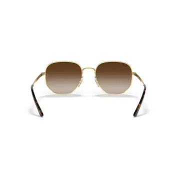 Ray-Ban RB3682 Square Sunglasses for Stylish UV Protection