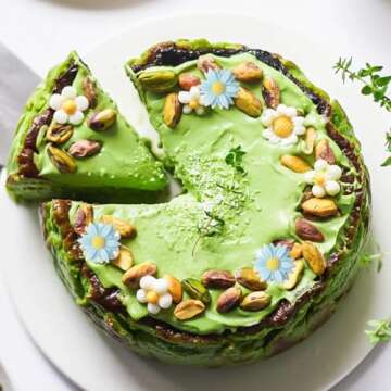 MINFEIDMS Daisy Flower Silicone Molds Chrysanthemum Fondant Molds Small Flower Chocolate Mold For Cake Decorating Cupcake Topper Candy Gum Paste Polymer Clay