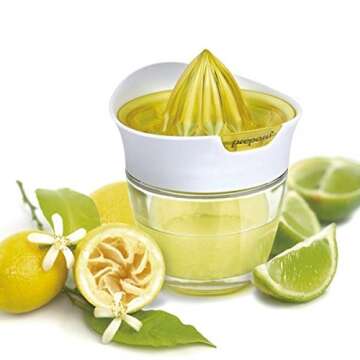 Fresh Citrus Juicer with Airtight Lid and Ergonomic Design