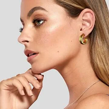 YeGieonr Chunky Gold Hoop Earrings for Women, Lightweight Stainless Steel Thick Hollow Open Hoops with 18K Real Gold Plated, Hypoallergenic Earrings Trendy Jewelry Gift