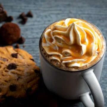 Ghirardelli Chocolate Company Sea Salt Caramel Sauce Squeeze Bottle, 16 oz (Pack of 1)