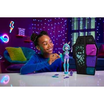 Monster High Skulltimate Secrets Neon Frights Doll & Accessories, Twyla with Dress-Up Locker & 19+ S...