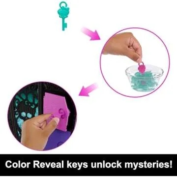 Monster High Skulltimate Secrets Neon Frights Doll & Accessories, Twyla with Dress-Up Locker & 19+ Surprises