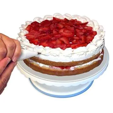 Yueton Disposable Pastry Bags for Easy Cake Decorating