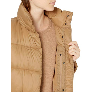 Amazon Essentials Women's Lightweight Water-Resistant Winter Coat