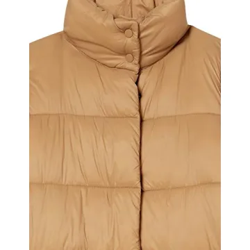 Amazon Essentials Women's Lightweight Water-Resistant Winter Coat