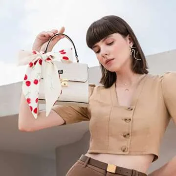 GERINLY Sweet Cherry Neckerchief Chic Travel Scarf