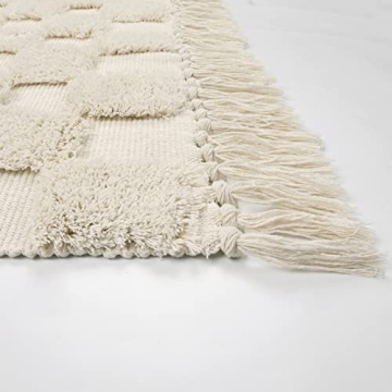 Buy Lanffia Checkerboard Tufted Rug - Stylish and Washable