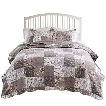 Giulia Modern Floral Quilt Set - Stylish Comfort for All
