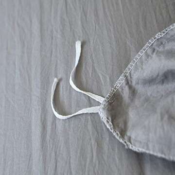 HOTNIU 3 Piece Soft Duvet Cover Set- Comfortable Breathable Luxurious Bedding Sets with Tie Design - All Season Light-Weighted Comforter Cover with 2 pcs Pillow Cover (Queen, Grey)