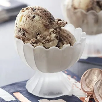 Wilton Heavy-Duty Ice Cream Scoop for Effortless Scooping