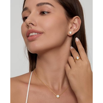 Michooyel Emerald Cut 2ct Engagement Ring for Elegant Style