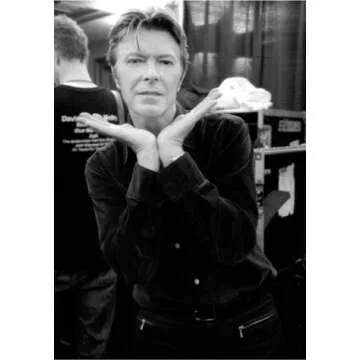 David Bowie Live in New York - Iconic Concert Experience