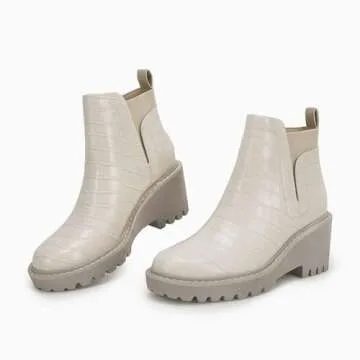 Stylish Womens Platform Lug Sole Chelsea Boots for All Occasions
