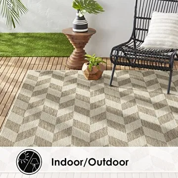 Nicole Miller Calla Indoor/Outdoor Rug, Stylish & Durable