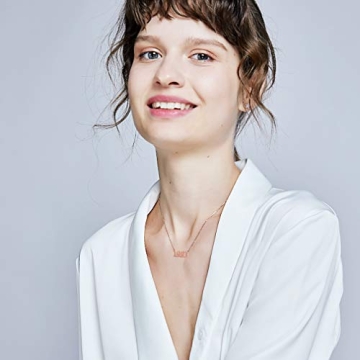 SKQIR Birth Years Necklace,Initial Year Number Pendant Necklace Gold Plated Birthday Gift Charm Friendship Old English Arabic Mumerals Stainless steel Necklace Jewelry for Women Girl（Gold,1998）