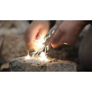 SE Magnesium Firestarter Kit - Waterproof and Compact Survival Tool