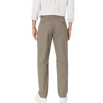 Amazon Essentials Classic Fit Chino Pants for Men