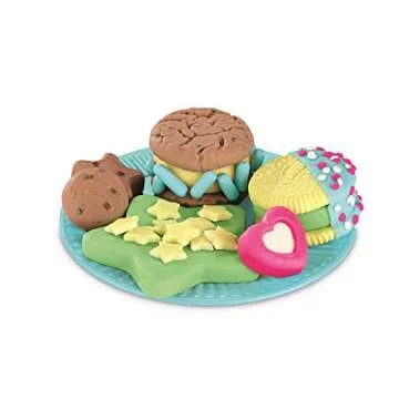 Play-Doh Kitchen Creations Milk and Cookies Set with 6 Non-Toxic Colors Including Play-Doh Confetti